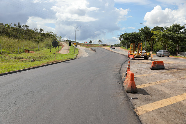 25/04/2025 - GDF investe R$ 12 milhões na recuperação asfáltica da Estrada Parque Península Norte